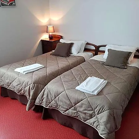 Le Grand Terre Hotel 2*